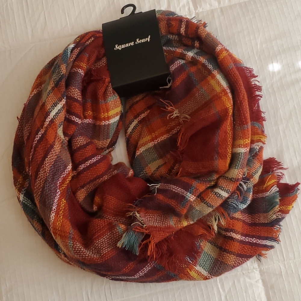 NWT scarf